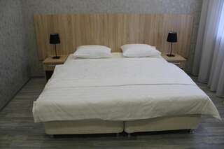 Отель Hotel Inju Hills Нур-Султан Двухместный номер с 1 кроватью или 2 отдельными кроватями-3